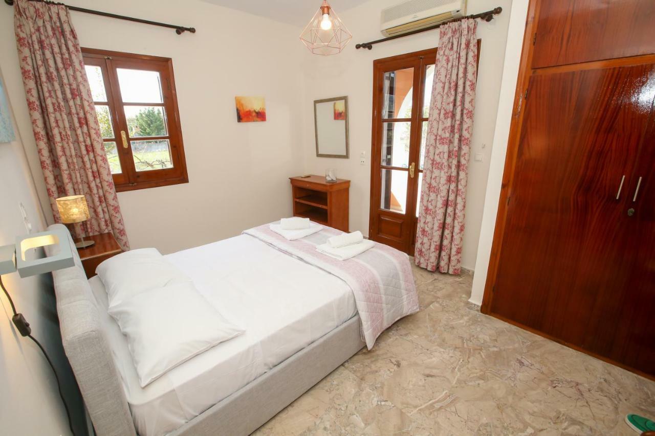 Yiouli Holiday Home Acharavi  Eksteriør billede